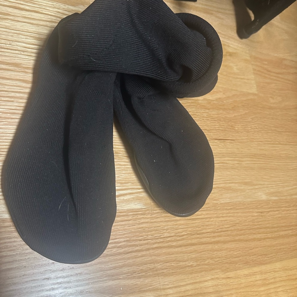 Yeezy Black Sneakers Ultimate Comfort and Style
